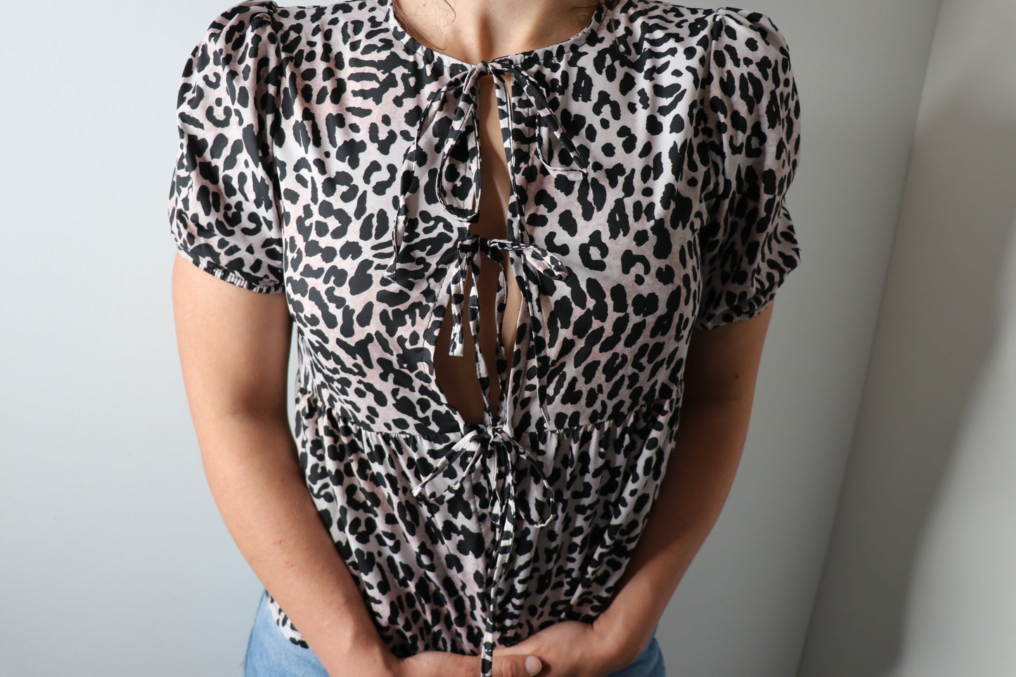 Chemise à noeuds léopard Leyla