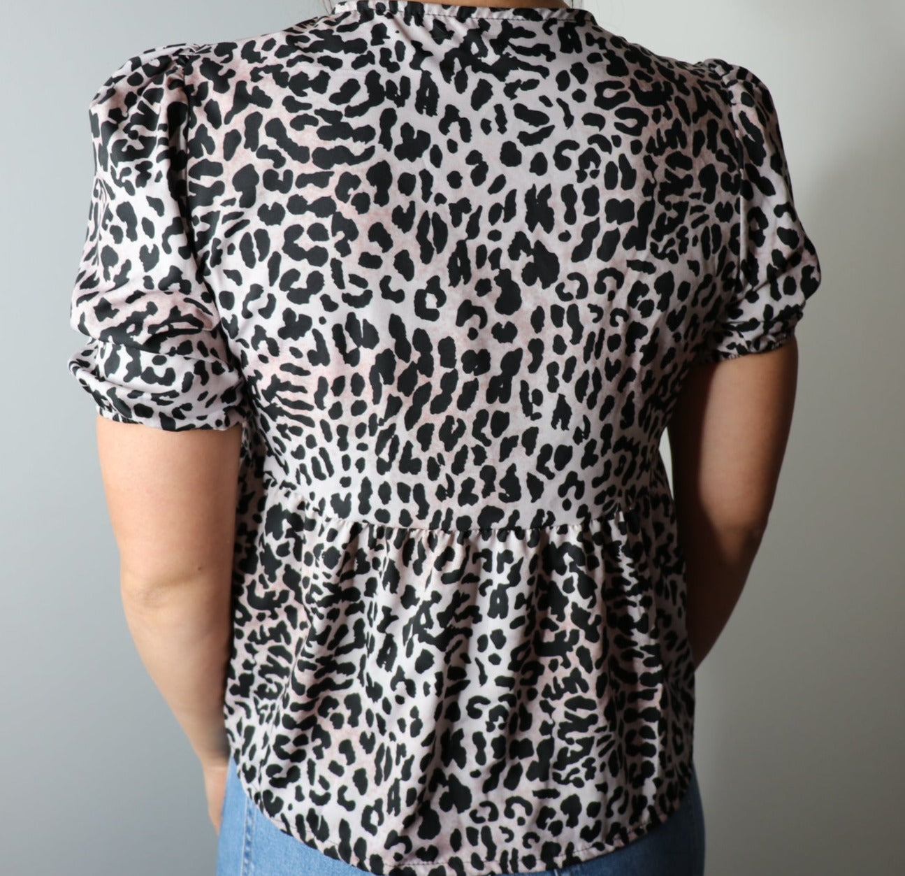 Chemise à noeuds léopard Leyla